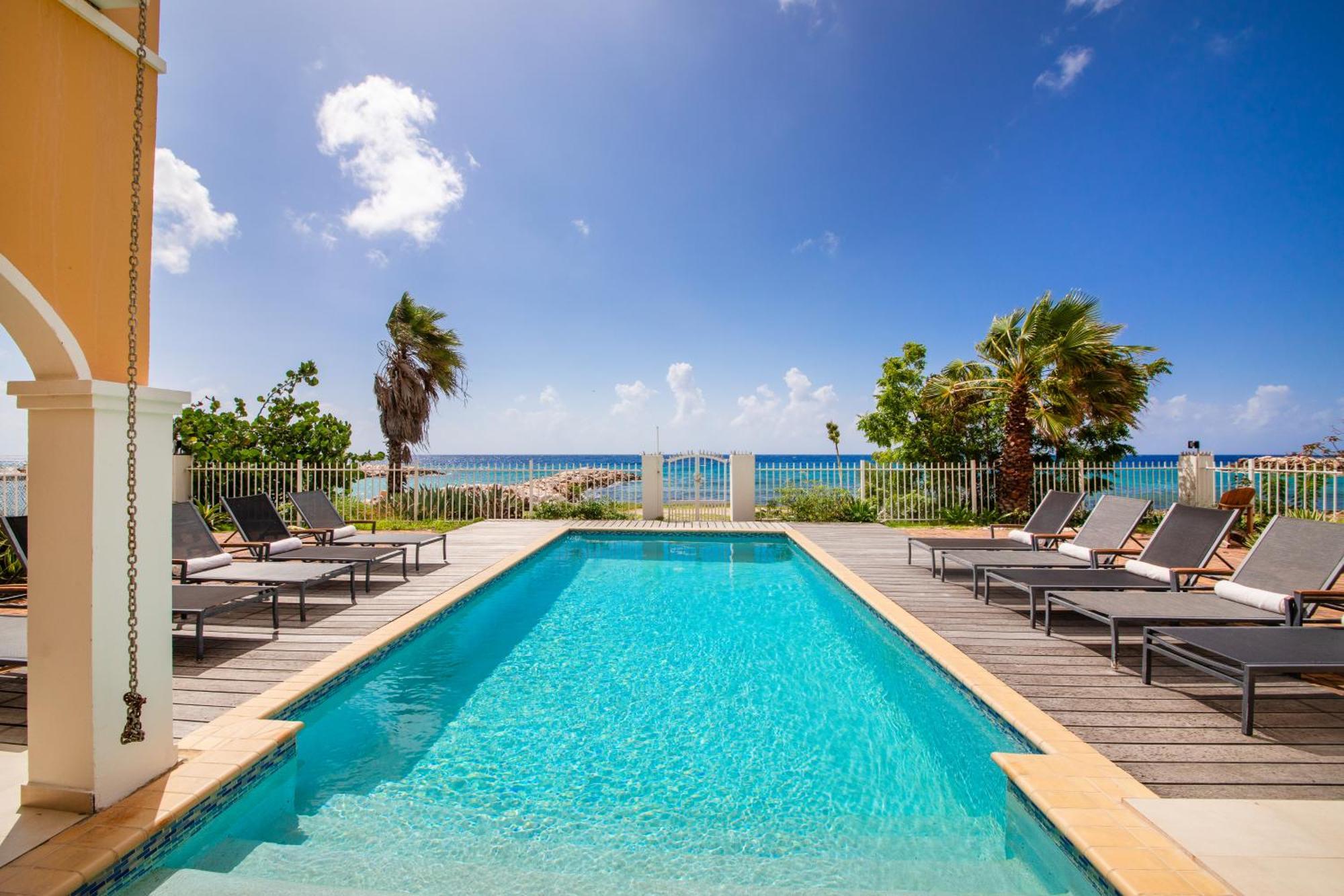 Atlantis Beach House Вилемстад Екстериор снимка